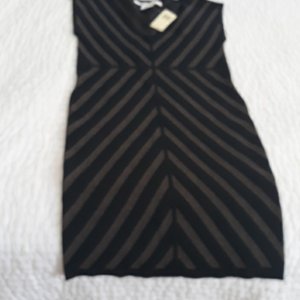 BLACK/TAU Dress